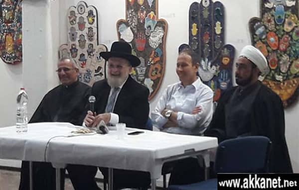 1630779033 Qqdkqiaxem