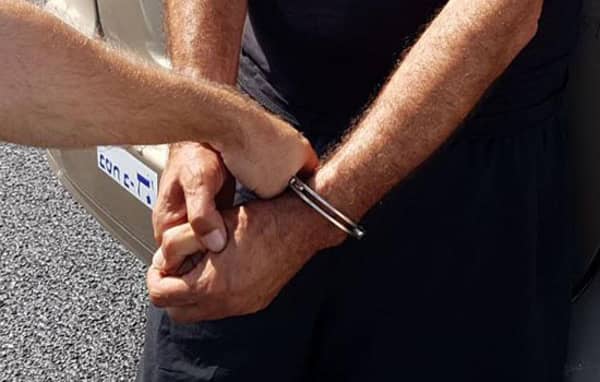 1630781629 Qyiev3r74m