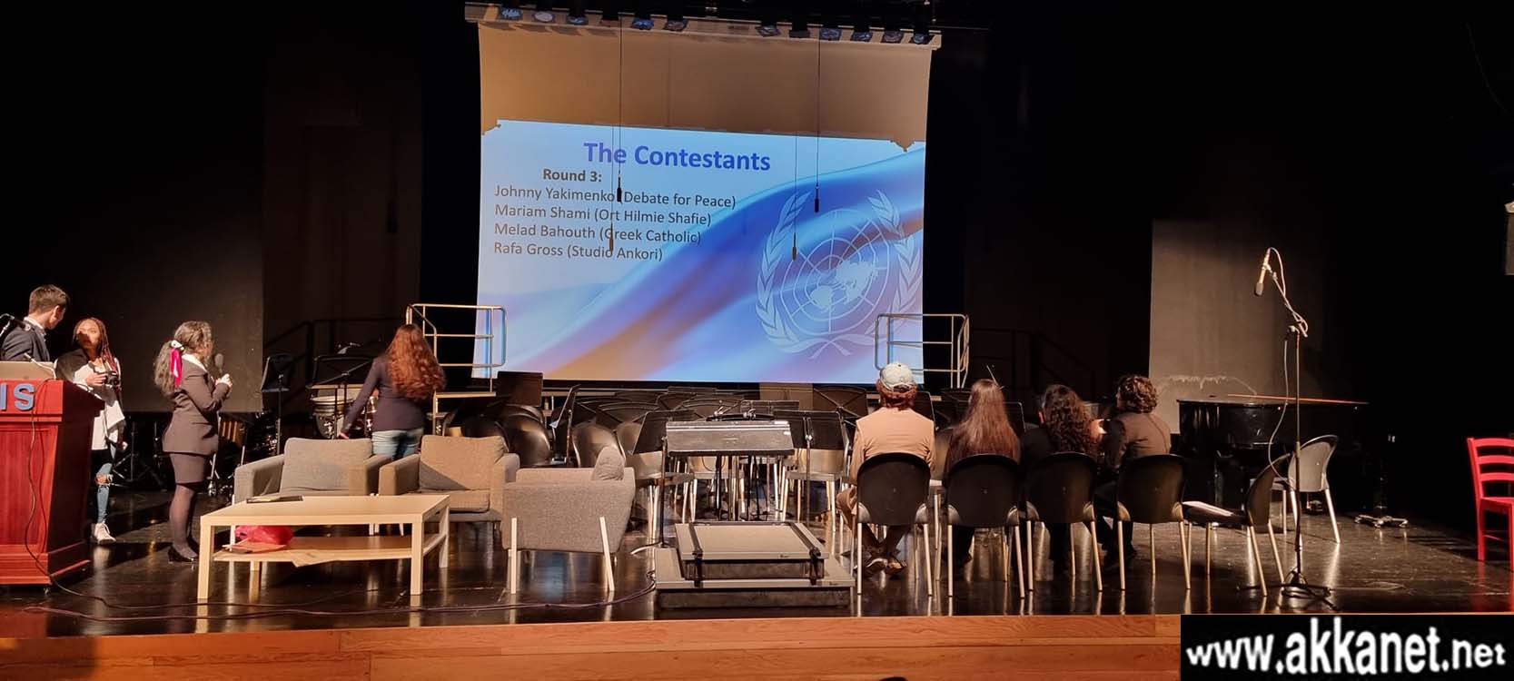 048db28b 63b6 44d2 Ba3c 35adb29ee15c