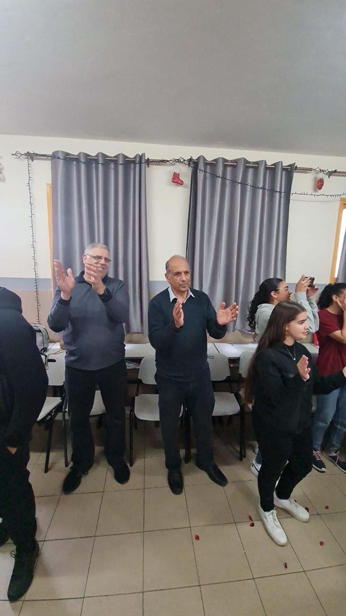 422723421 878389507419854 6263809354302026353 N