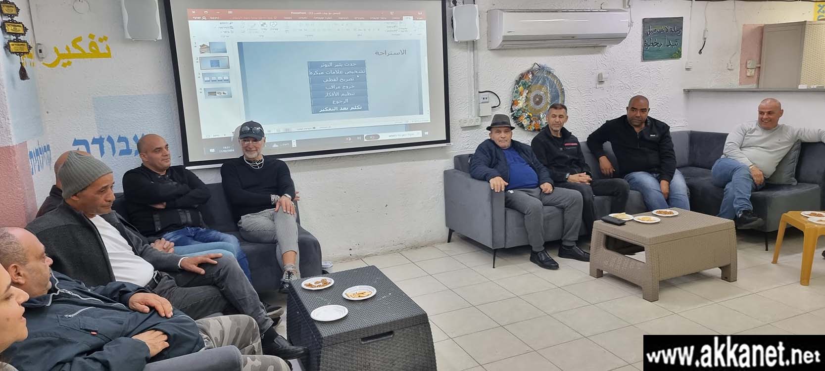 424972211 856284152965188 3689473446880702647 N