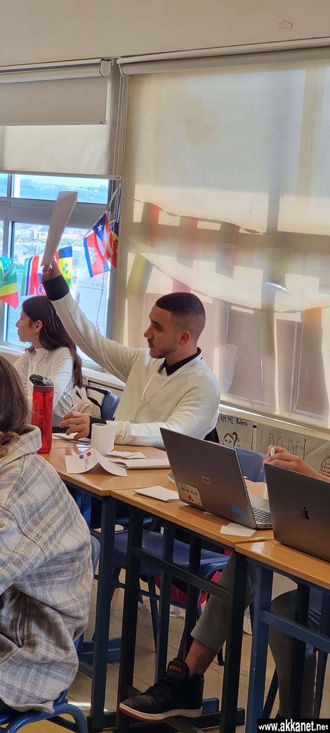 4c40fa7b 05f8 4eaa B133 7d2039a367c5