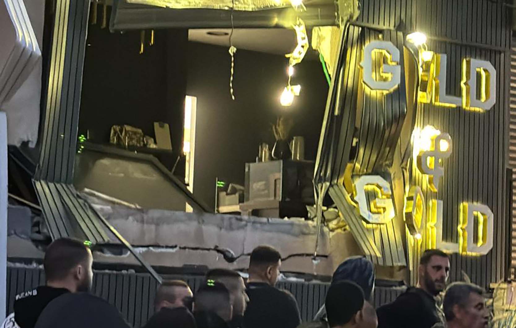 33a6eb86 Daf2 42ee 8eaa Dc5684183b51