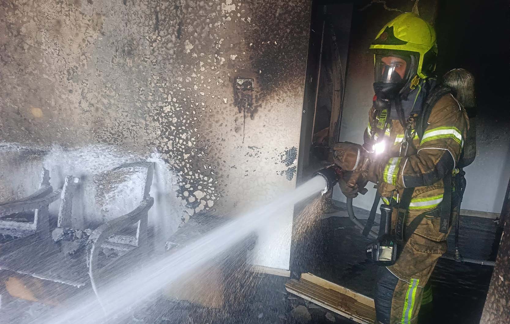 حريق في منزل