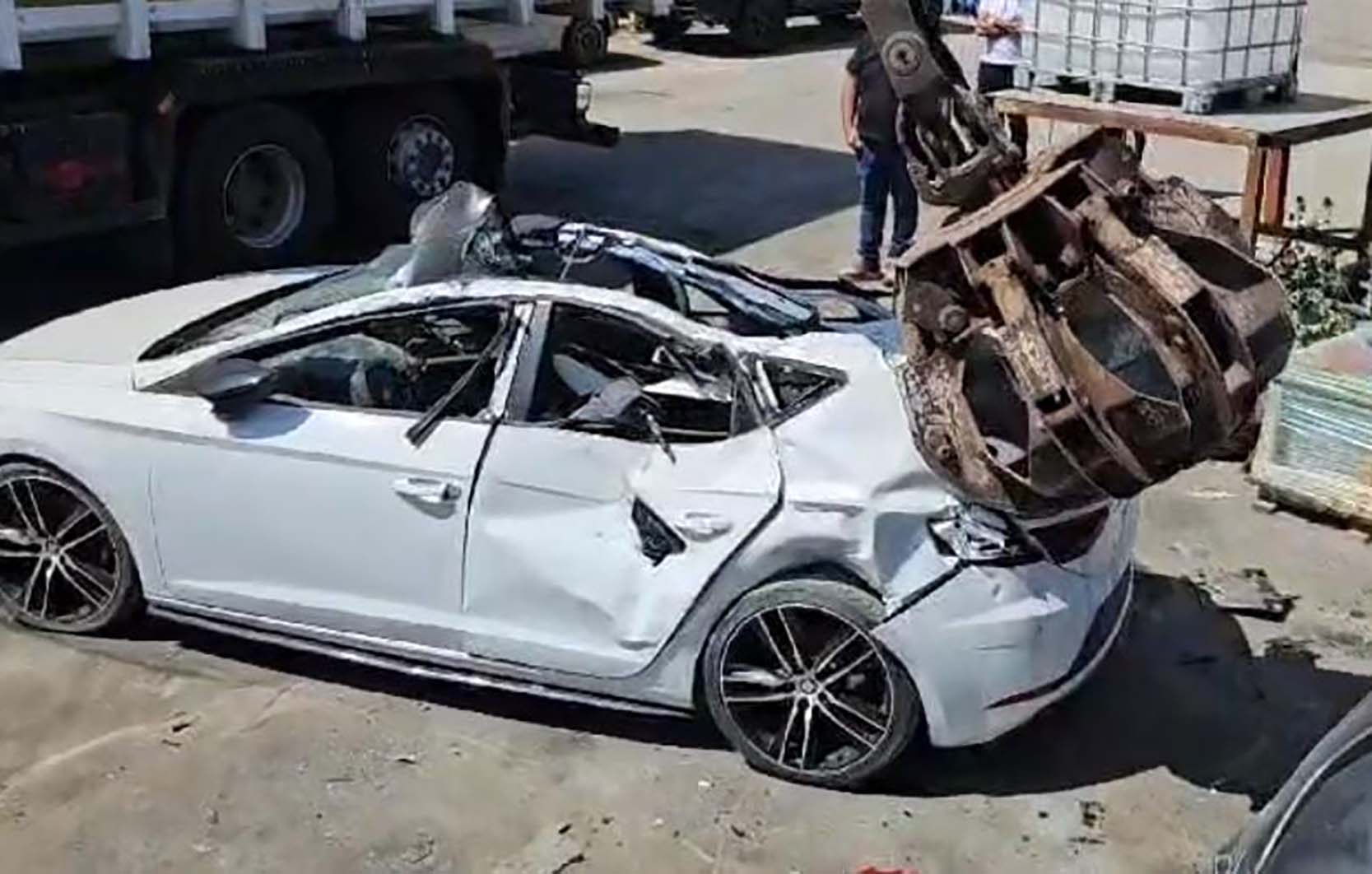 4b1801aa 4915 4732 9e31 6d40d22014f9