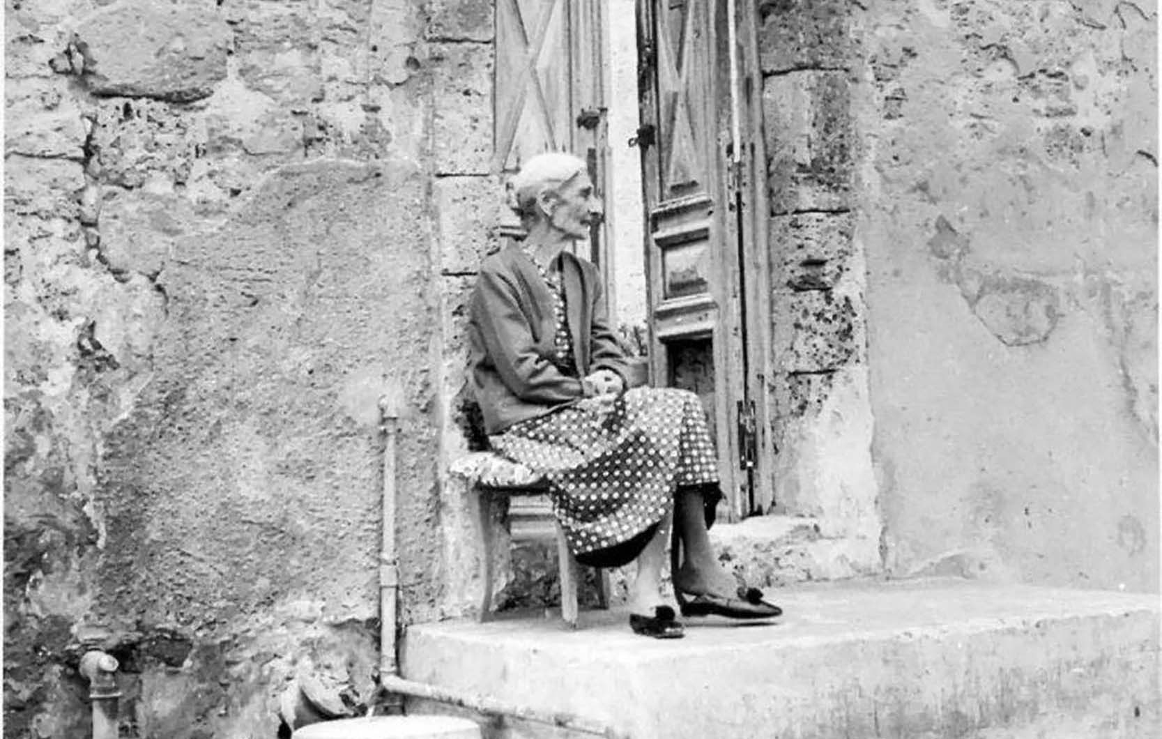 299209739 3320077601557578 4842659071263046249 N 2 2