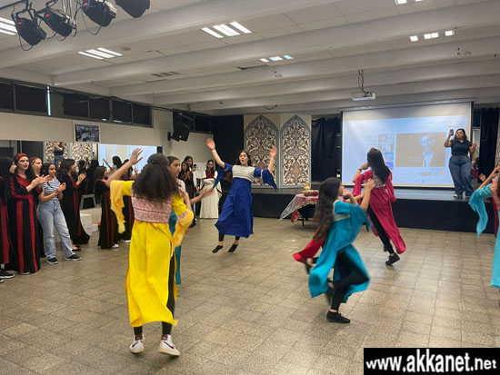 D8329c1f 3432 483d Ad87 C2ec7561b1d1