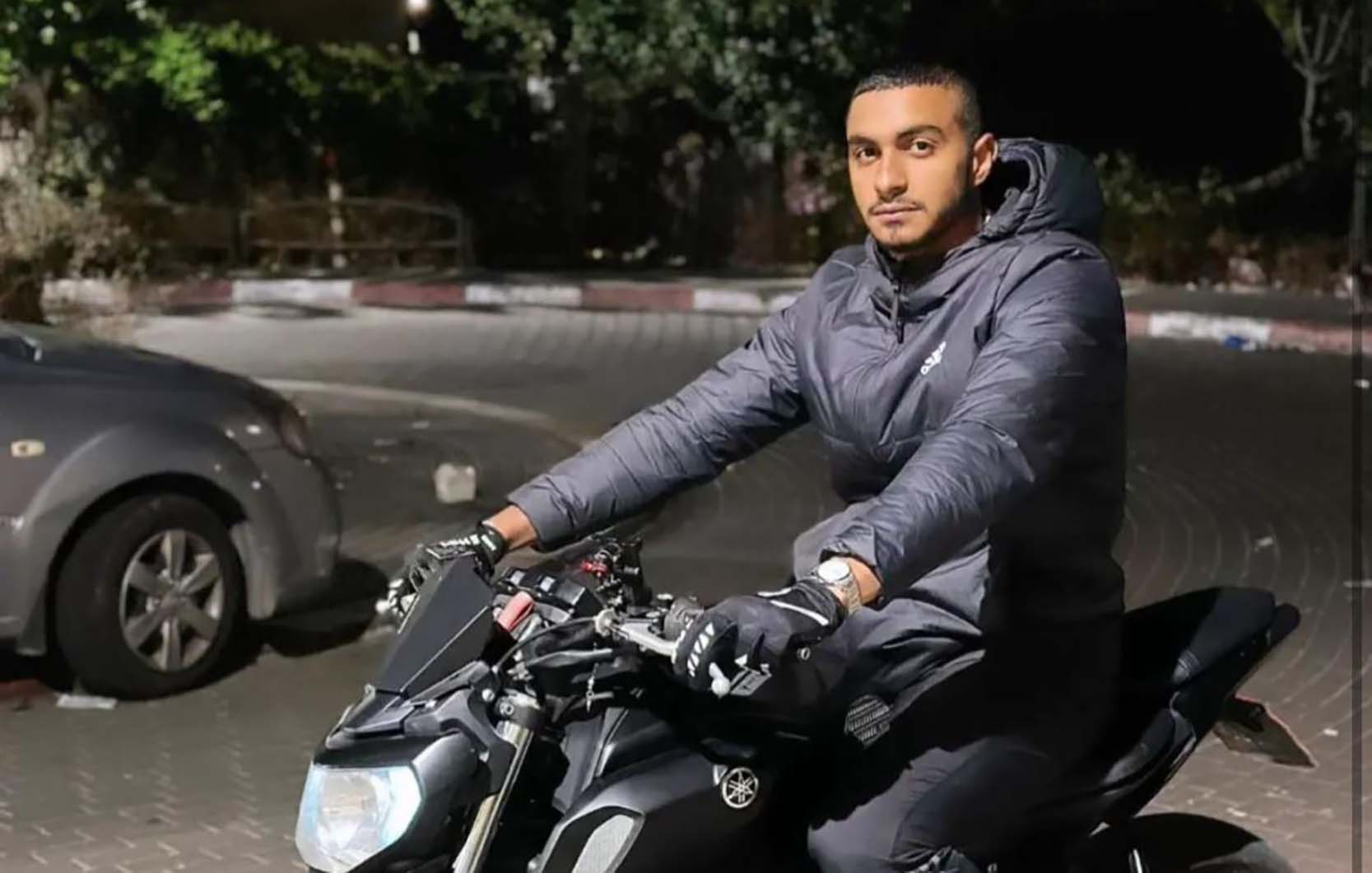 71806315 6549 4b8b A334 C3a6fd09e91b