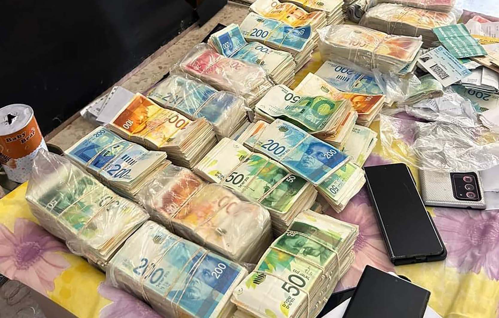 E4c67e1c Aee8 4c4e Bc6f 1bb4ebeb2452