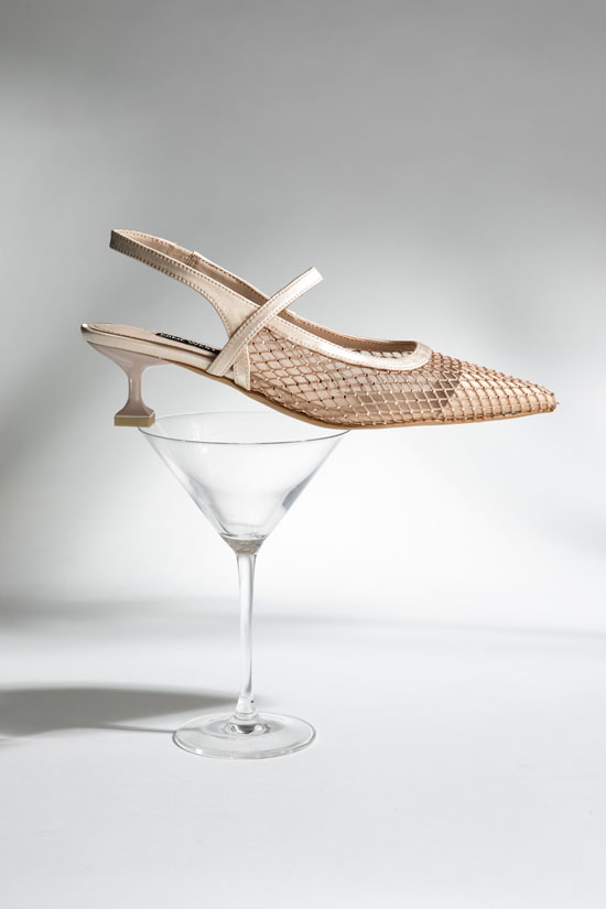 ניין ווסט נעל מחיר 499.90 צילום טל טרי