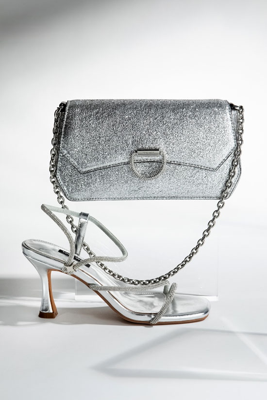 ניין ווסט תיק מחיר 449.90 נעל מחיר 349.90 צילום טל טרי (7)