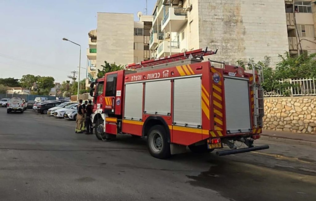 سيارة اطفاء في بئر السبع
