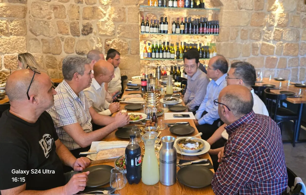 Fe9d7df2 3007 4033 95a9 6a61cd8d9695