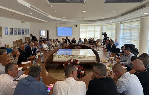 مركز السلطات المحلية