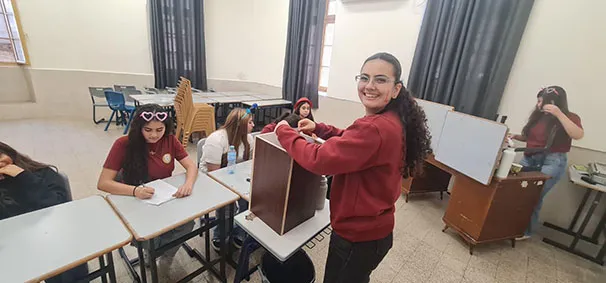 586761072 1336356994956434 2687339442381457538 N