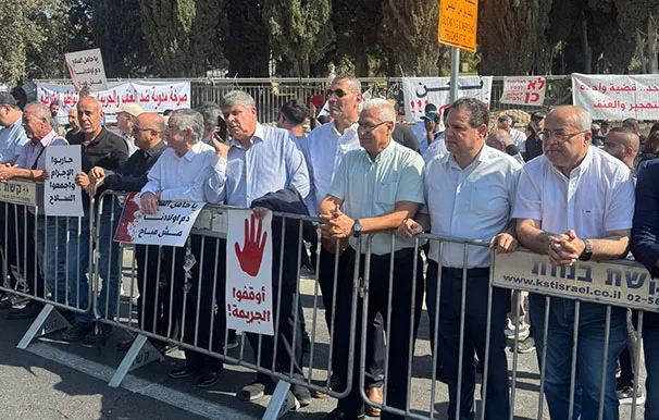 9dd0e0c2 B3c7 45c5 B3f4 D509b231d2c3