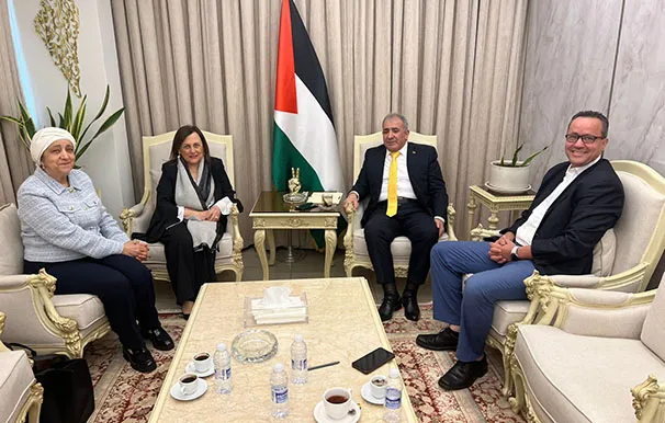 Bab7eff9 3a15 47e3 8278 A6abc73a1c43