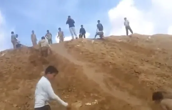 اطفال النقب