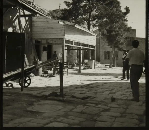 ساحة لجرينة مقهى ابو برجيس ١٩٥٥ 2