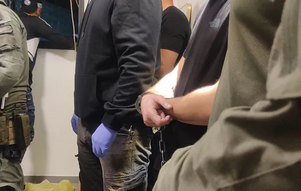 22ea1c01 40bb 40a8 8e8f 9dbd1d3a5c1f