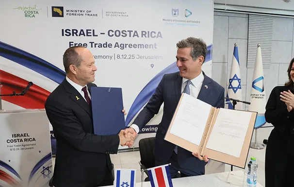 47b417f3 1c9f 4eee Aa87 7028e23b1e3b