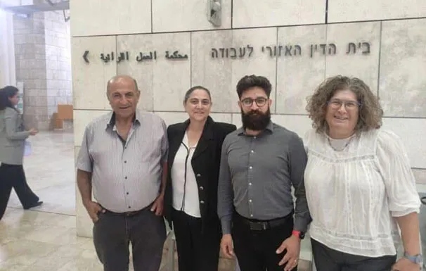 Ed0f6a5a 53ff 43b4 95ec Fc9e057f8744