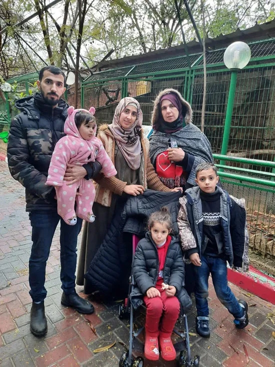 صورة دلال وعائلة إسلام