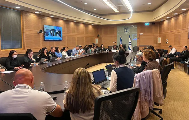 لجنة العمل والرفاه في الكنيست