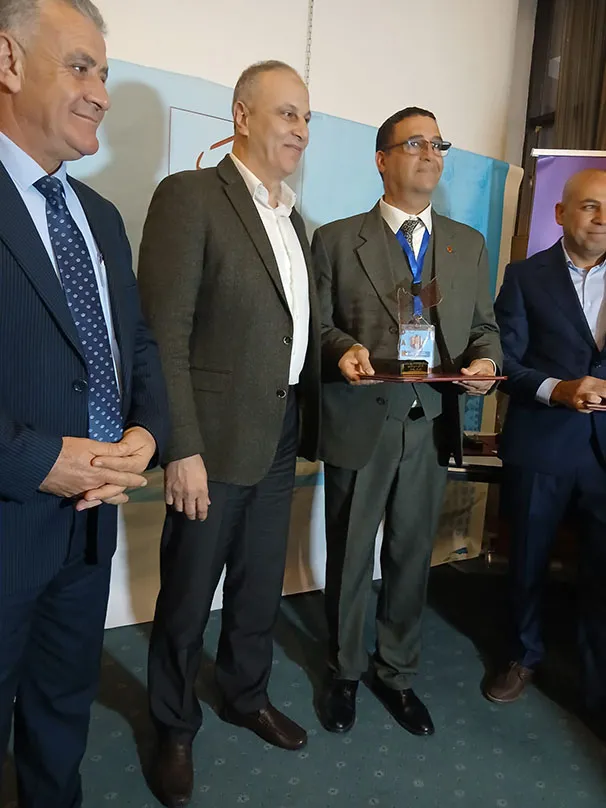 60bf0f7c 6295 444f Aeba 8cb462369c89