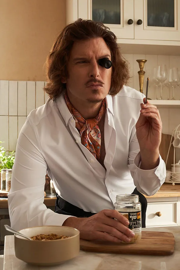 הקמפיין החדש של מאסטר שף עם השחקן עומר עציון צילום אייל אפרתי (27)