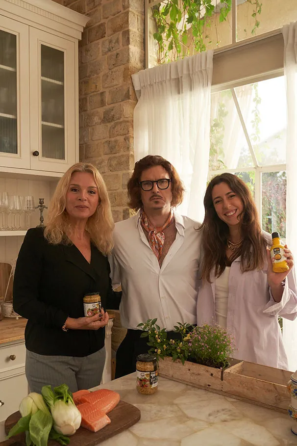 מימין זיו נחמני, עומר עציון וגלית בר צילום אייל אפרתי (4)