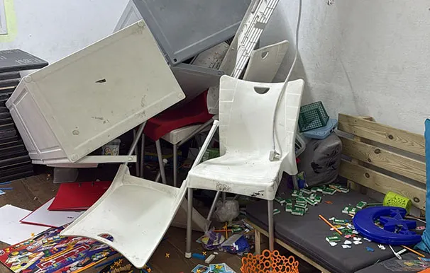 A1535f27 25d9 4318 93eb Ae77be7f3df4