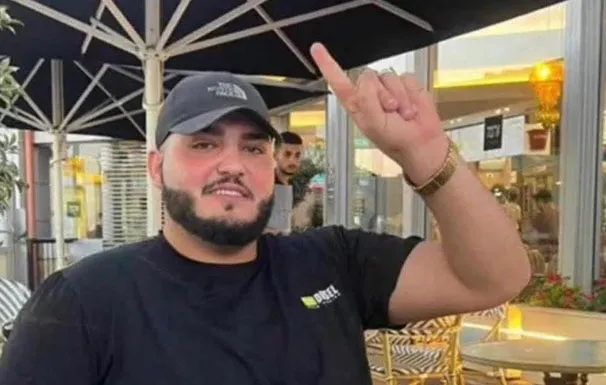 18054f41 A769 470e 8db2 81184d0882bf