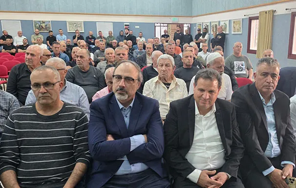 E63b77d2 0a6f 448c B0ef 5a7859b2f1c0