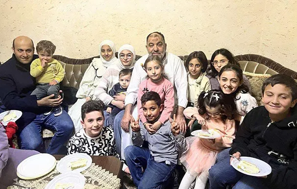 صورة تيسير عائلية